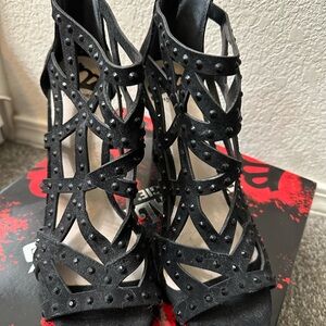 Black Studded Women's Shoes